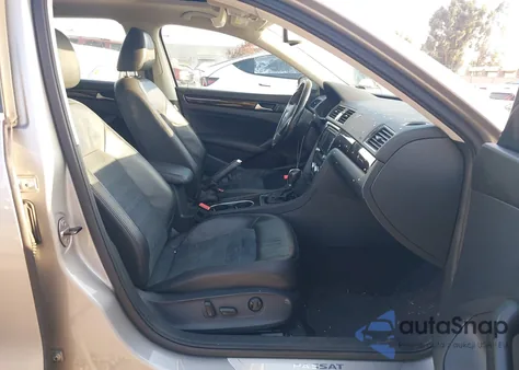 2014 Volkswagen Passat 1.8T Sel Premium from USA, damaged, VIN 1VWCT7A34EC009809